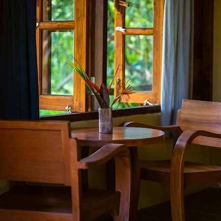 Monkey Mansion - Jungalows & Tours Khao Sok National Park Екстер'єр фото